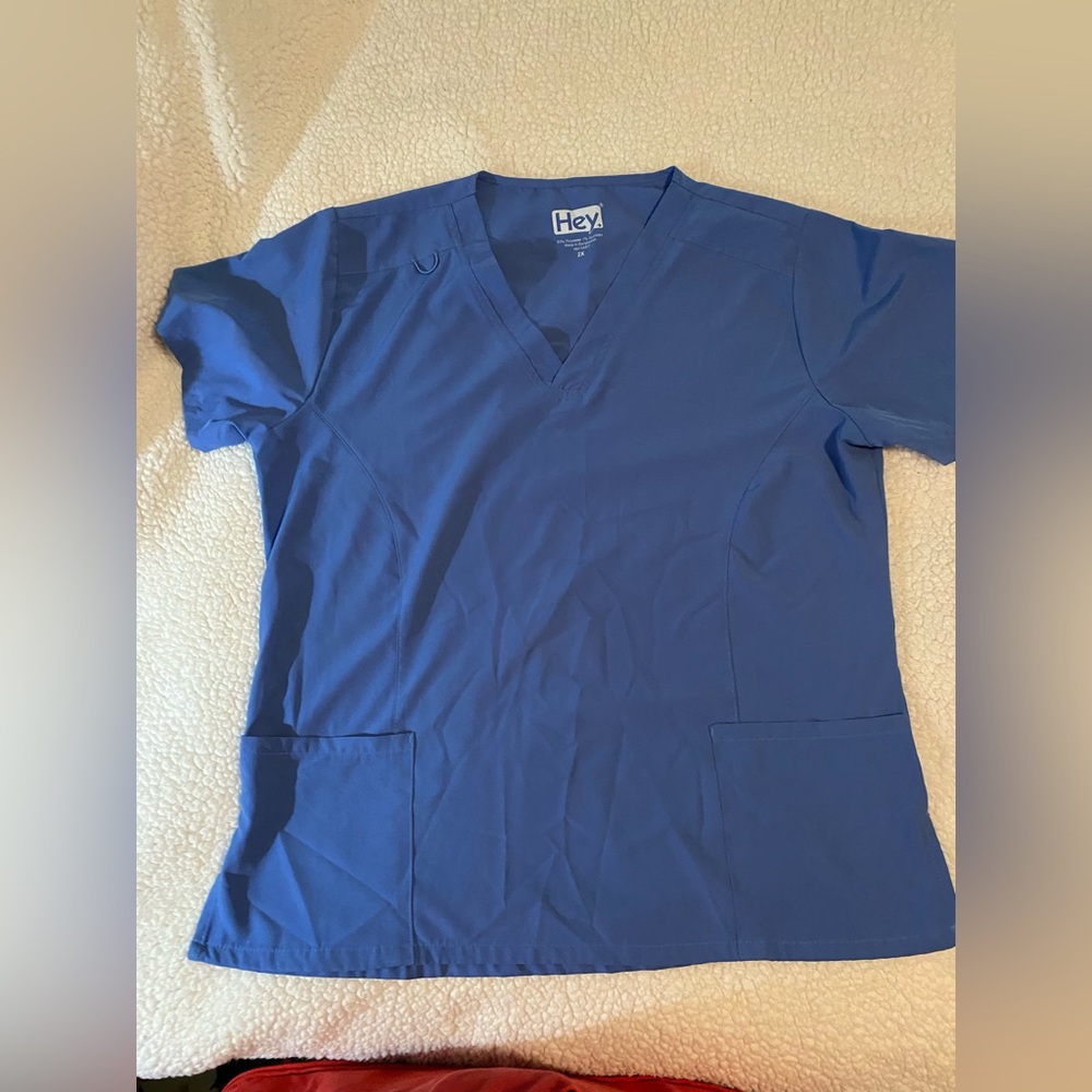 Hey Blue V-Neck Scrub Top Size 2XL